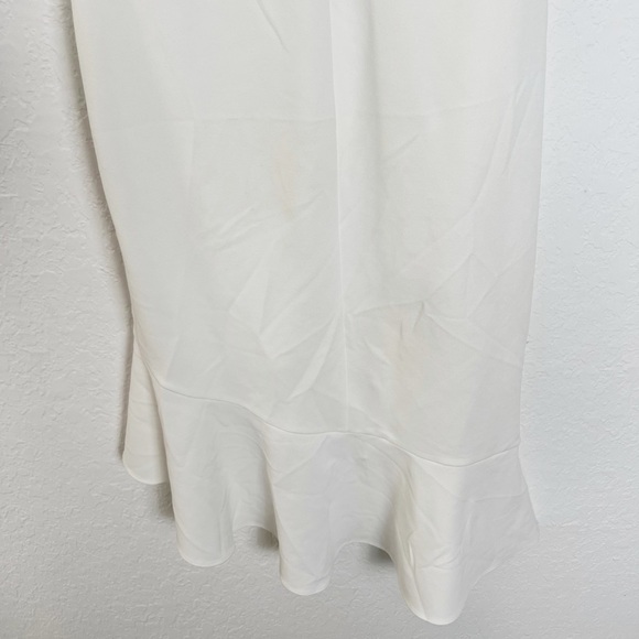 AQUA Off the Shoulder Crepe Cocktail Dress - Picture 4 of 9